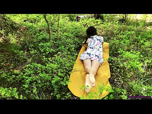 ❤️ 陌生人在Tinder上自慰我的阴部，并在树林里热情地做爱 ❤️ Porno vk﹏﹏